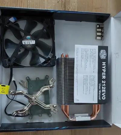 CPU Cooler Master Hyper 212, View more