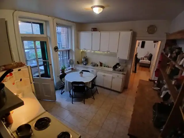 Grande Chanmbre dans Grande apt.  Mile End in Room Rentals & Roommates in City of Montréal - Image 6