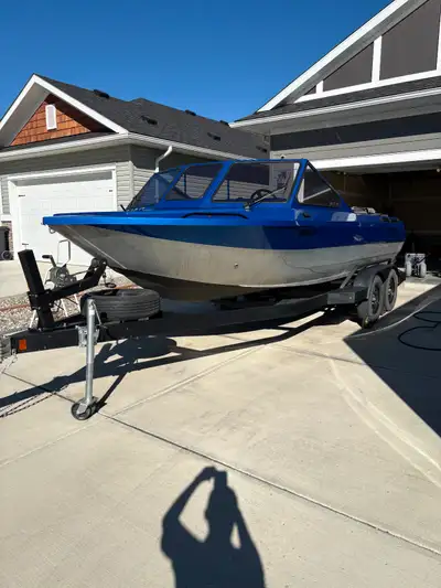 Custom 2023 Bratt Jet Husky HDX with only 11.6 hours, only driven 4 times. I have moved and plans ha...