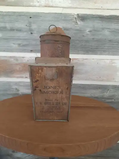 Fumoir antique pour ruche, View more