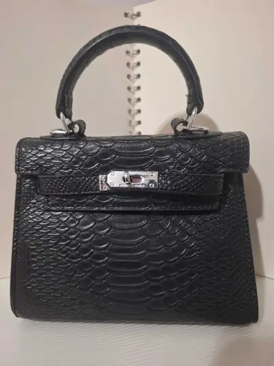 Purse Paris, View more