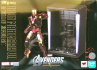 S.H. Figuarts Iron Man MK VII & Hall Of Armor Set