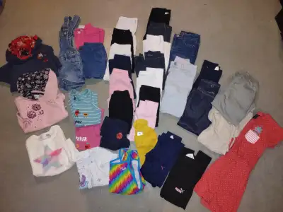 Lot de vêtements pour fille 5 ans, View more
