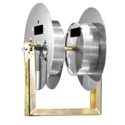 Turnstile and spool in Hardware, Nails & Screws in Moncton - Image 2