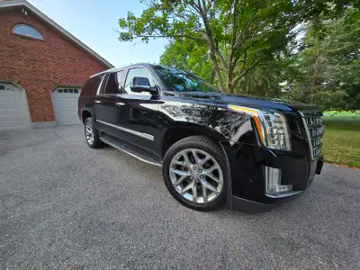 Loaded with all the Cadillac Luxury & safety options. Very Well maintained , Mature owner Hwy Driven...