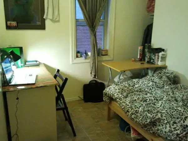 sublet 5 months cozy room downtown basement