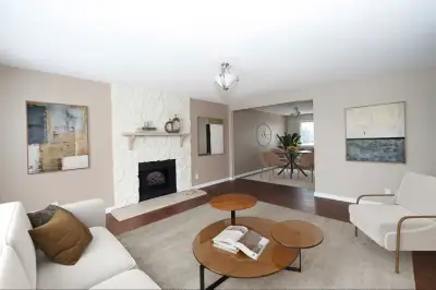 HUGE 1,300 sq ft MAIN FLOOR SUITE. Hillview, Millwoods. S/M/L Dog Pet Friendly *TALL* DOUBLE GARAGE....