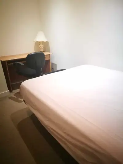 Room for female, Near University Manitoba