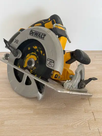 DEWALT DCS570 20V MAX XR Circular Saw, View more