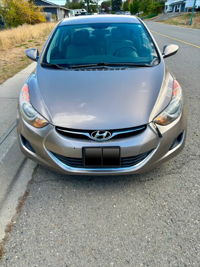 Hyundai Elantra 2013
