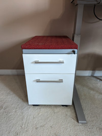 2 x Mobile Filing Cabinets / BF Pedestals
