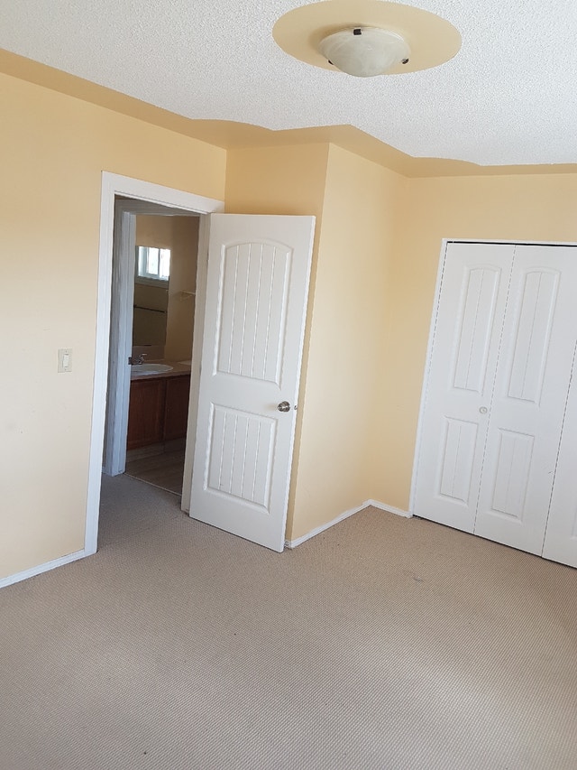 3 Bedroom House for rent in Martindale ne Long Term Rentals Calgary