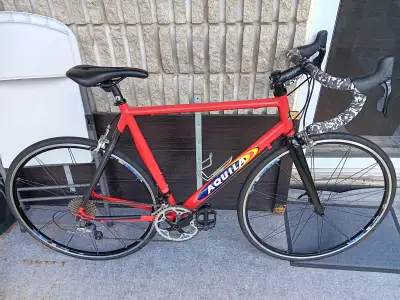 Road Bike Aquila Size 56, View more