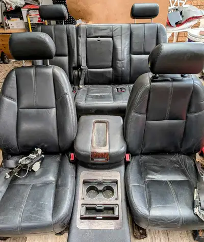 Power heated leather seats for 2007-2014 GMC Yukon Denali XL or other GM full size SUVs No rips or t...