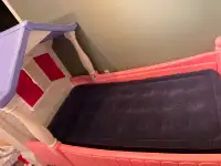 Little Tikes Cottage Bed