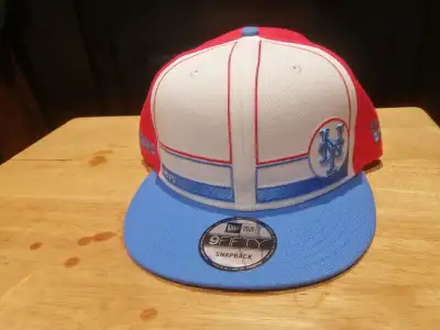 *Brand New* New York Mets Snapback Hat, View more