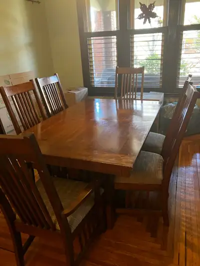 Beautiful mission style wooden solid wood dining table set. I believe it’s butternut hickory. Table...
