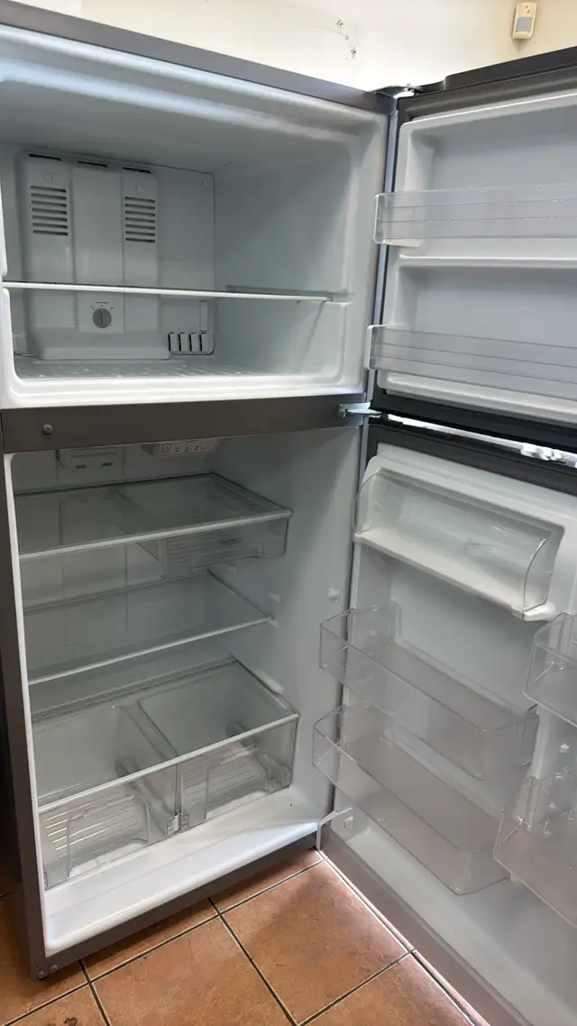 Whirlpool Refrigerator63234499687427121