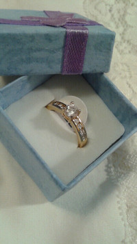 10K Yellow Gold Filled Cubic Zirconia Engagement Ring Sz 7 - New
