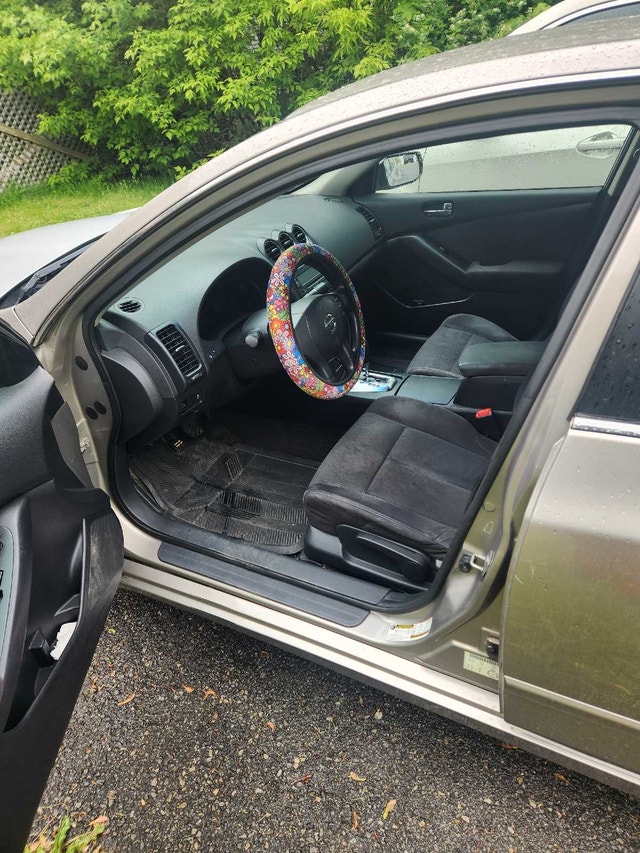 Nissan Altima — photo 4