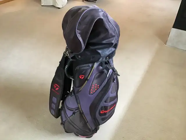 Taylormade Golf Bag and Miscellaneous Clubs in Golf in Calgary - Image 2