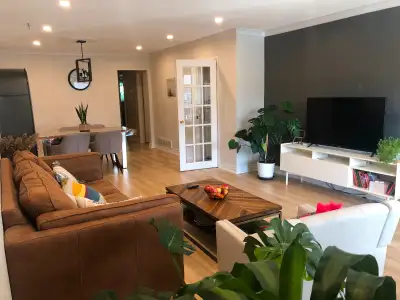 3 bedroom upper floor available on Sep 1st 2025