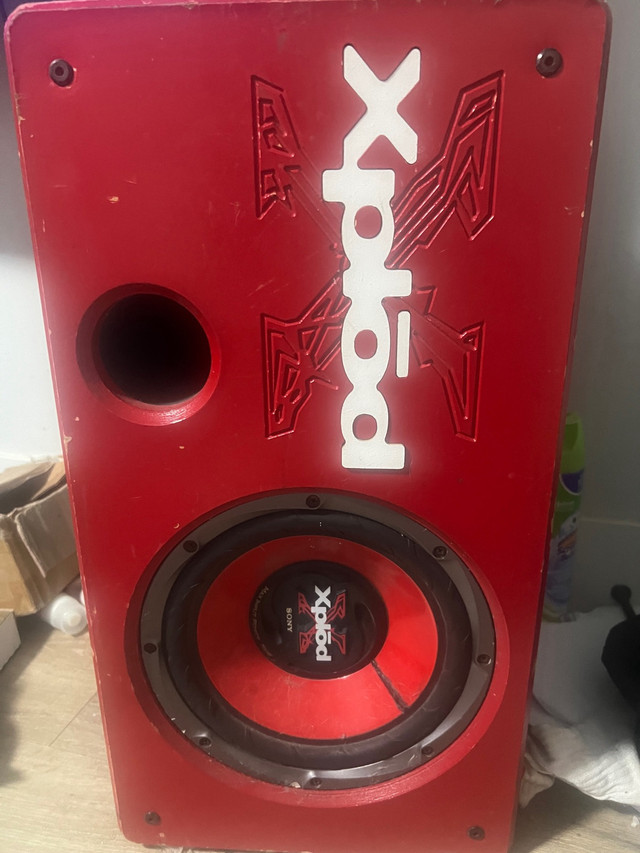 Subs and box  in Speakers in Abbotsford