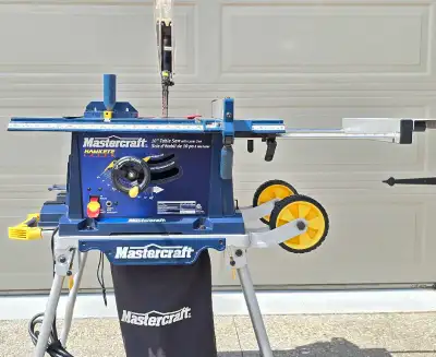 Table Saw with Laser Line. Comes with Diablo 10 inch blade with 60 tooth, Dust collector, stand & wh...
