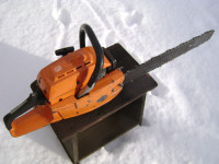 Husqvarna 380cd chainsaw saw