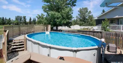 Regency Discovery Oval Salt Water- Above Ground Pool: 15x26, View more