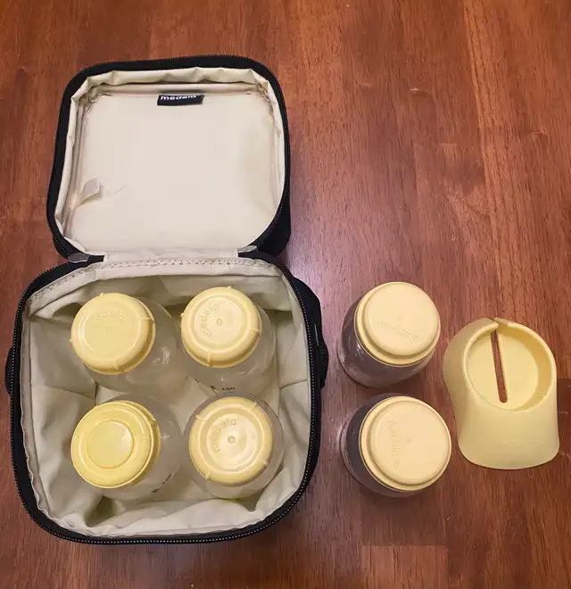 Medela breast pump plus accessories in Feeding & High Chairs in Oshawa / Durham Region - Image 5