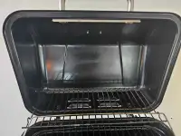 Barely used Expert Gas Grill Barbeque