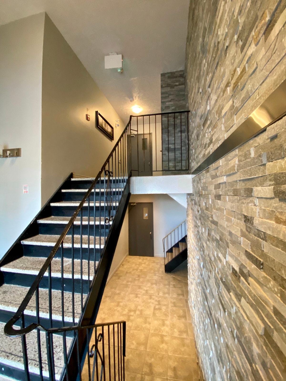 770 Rue Content — photo 3