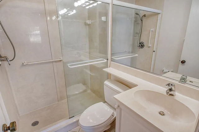 Sarasota 2b now for the 25-26 season in Florida in Canada - Image 9