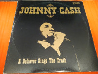 Johnny Cash 2 record LP in very good condition 