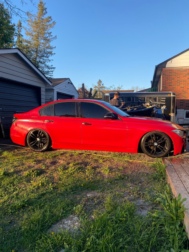 2012 BMW 3 series. $11500 or trade in Cars & Trucks in Kawartha Lakes - Image 2