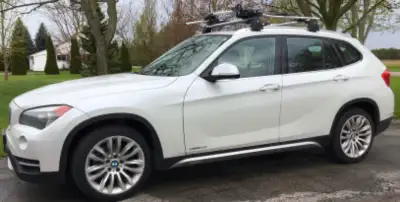 2013 BMW X1  (with safety)