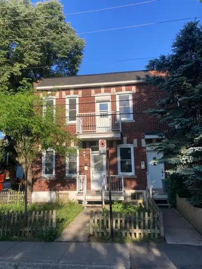 4 1/2 dans Hochelaga / Mercier en rénovation (pour 1er août)