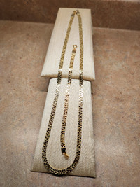 Nugget design fashion necklace and bracelet for ladies.