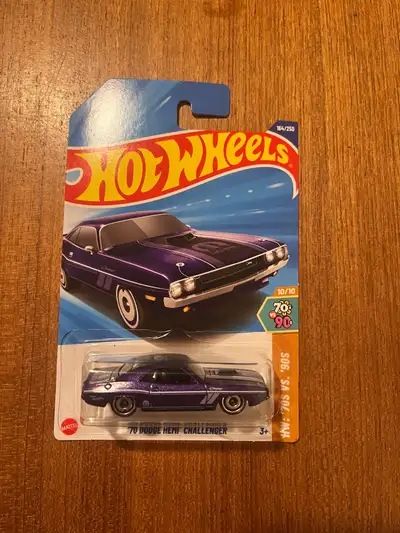 Hot Wheels '70 Dodge Hemi Challenger, View more