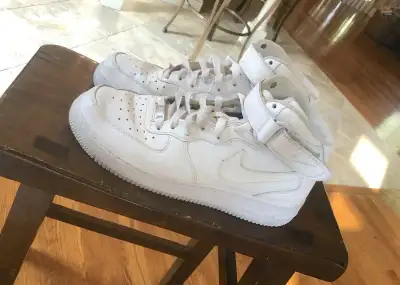 Nike Air Force One 1 Mids ⎮ Sz Mens 12 US, View more