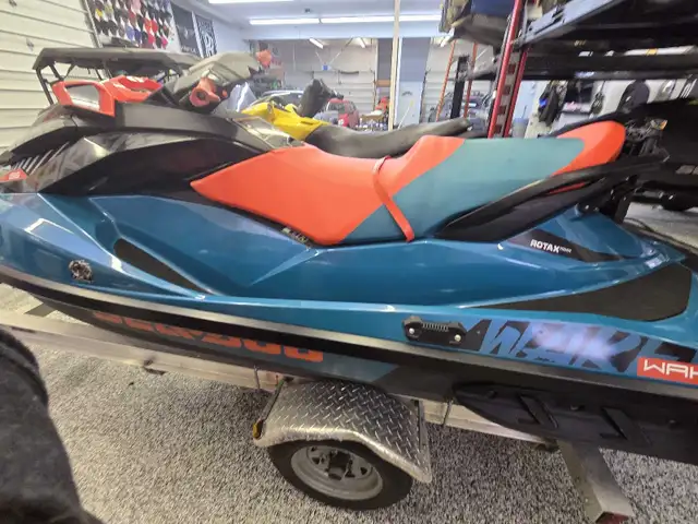 SEADOOS AND dual trailer in Personal Watercraft in Hamilton - Image 3