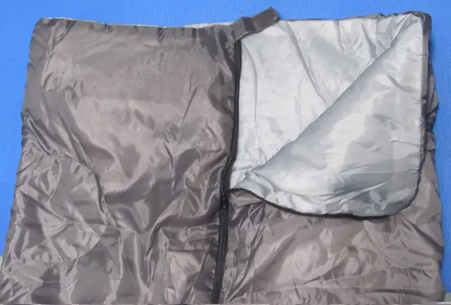 NEW LIGHT & COMPACT SUMMER SLEEPING BAGS (Dwight-Muskoka) in Fishing, Camping & Outdoors in Muskoka - Image 3