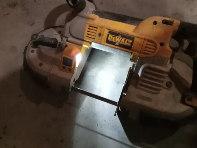 Dewalt portable band saw597784609969285122
