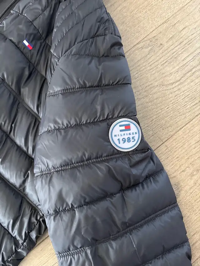 Tommy Hilfiger Men’s Coat  in Men's in Ottawa - Image 5