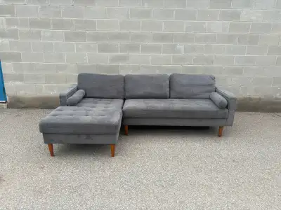 SAME DAY FREE DELIVERY AVAILABLE PRICE: $350 ITEM DESCRIPTION: - sectional couch - suede - Colour: g...