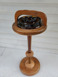 Vintage Antique wooden standing ash tray cigar smoking collectib