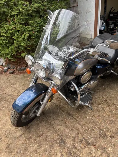 Great bike. Only 28000km. Very comfortable. Easy ride.