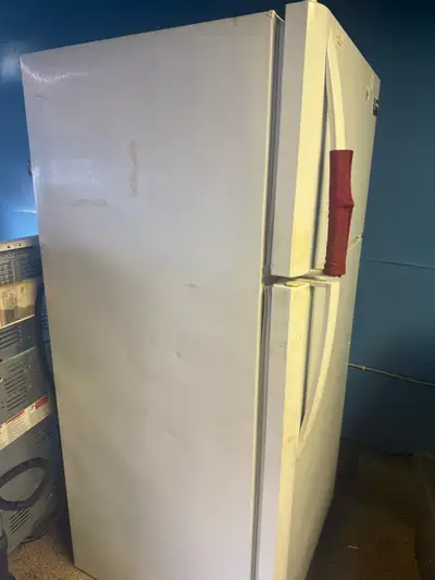 Fridgidaire Fridge , View more