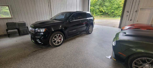 2012 jeep grand cherokee srt8 "TRACKHAWK" in Cars & Trucks in Ottawa - Image 4